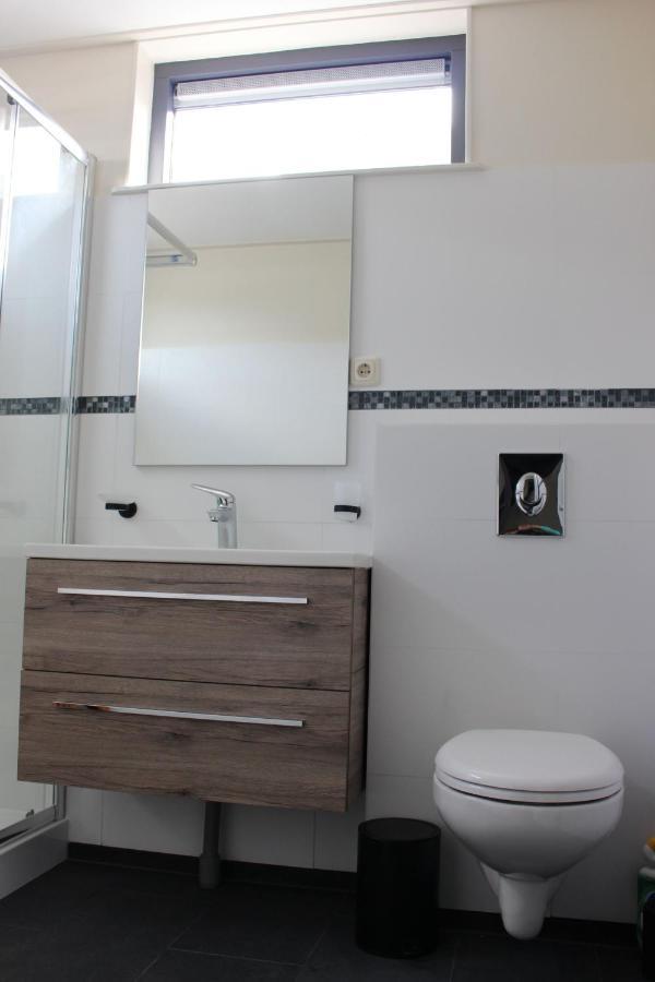 Logement De Garage Sneek Ngoại thất bức ảnh