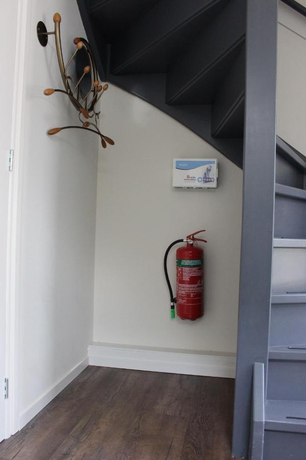 Logement De Garage Sneek Ngoại thất bức ảnh