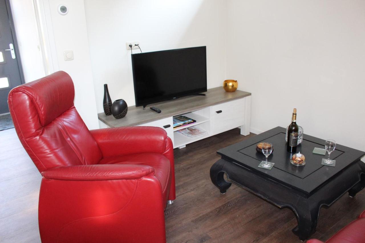 Logement De Garage Sneek Ngoại thất bức ảnh