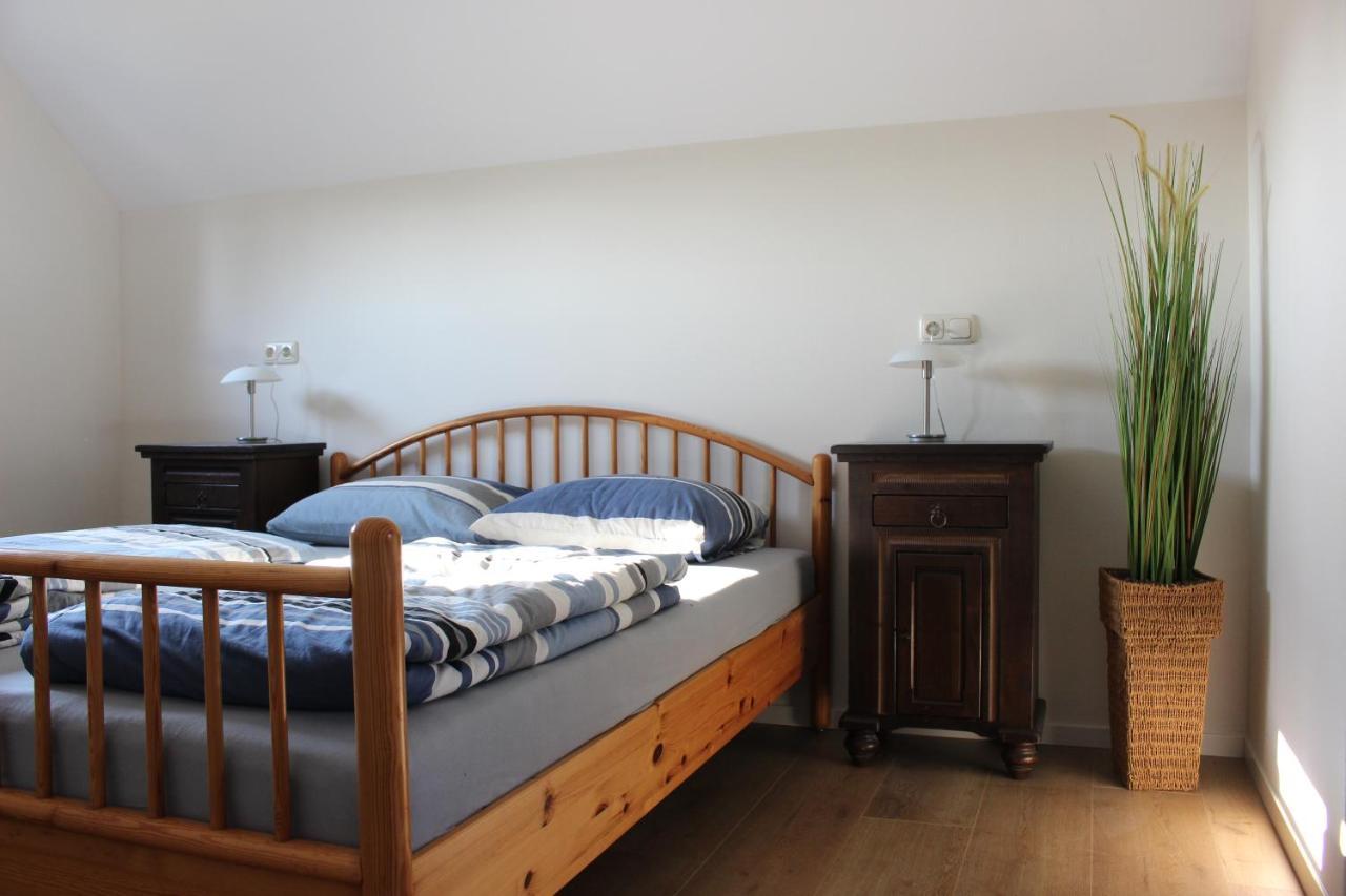 Logement De Garage Sneek Ngoại thất bức ảnh